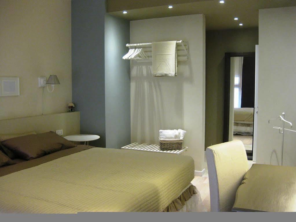 Bed In Bo Saragozza Bolonha Exterior foto